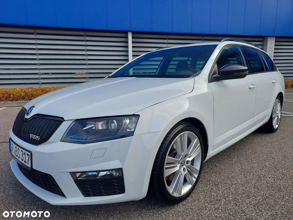 Skoda Octavia 2.0 TDI DSG RS - 1
