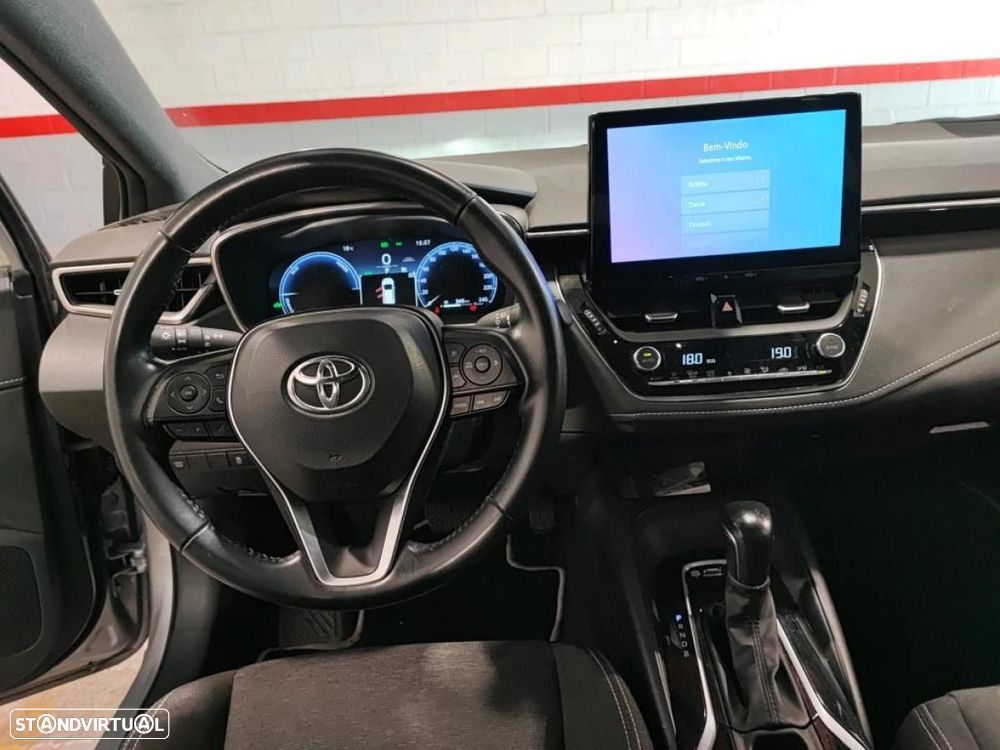 Toyota Corolla Touring Sports 1.8 Hybrid Comfort - 4