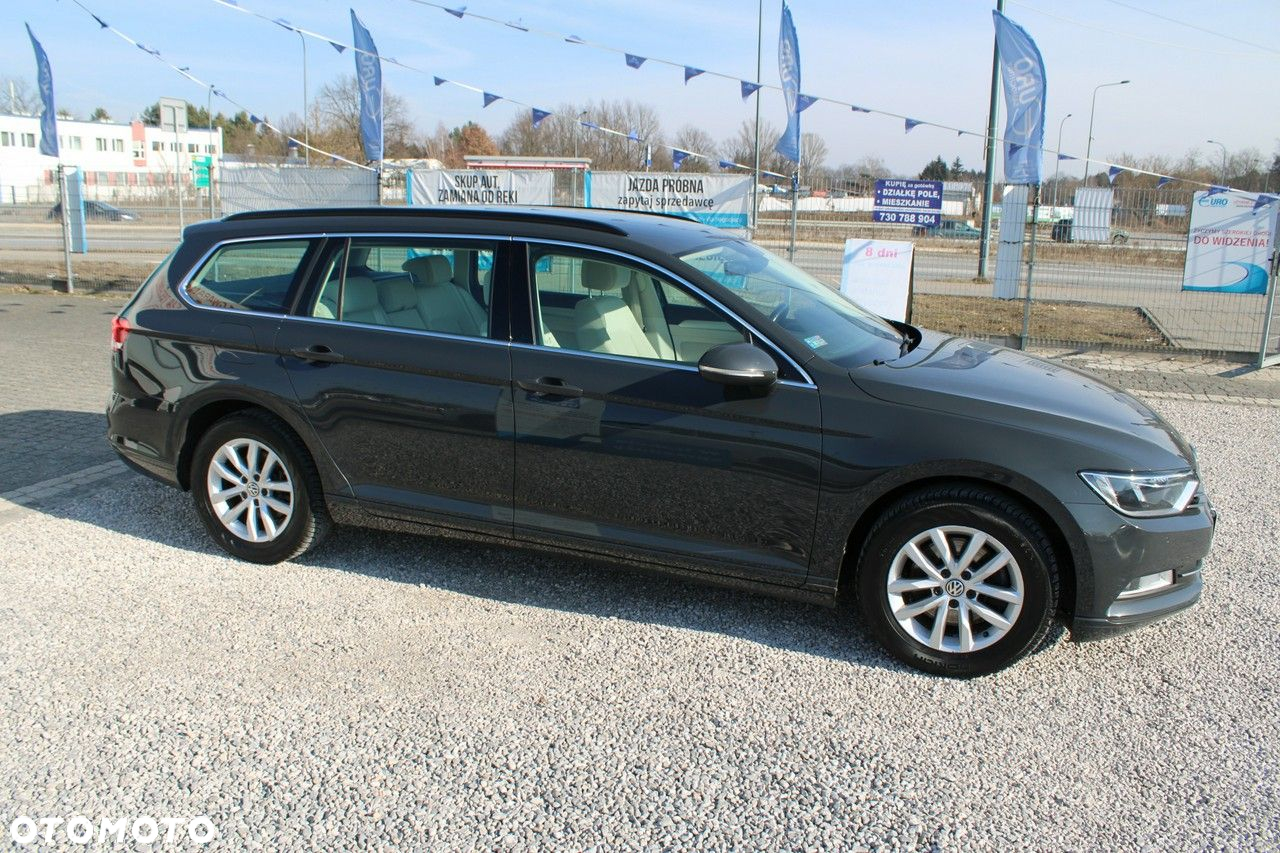 Volkswagen Passat - 6