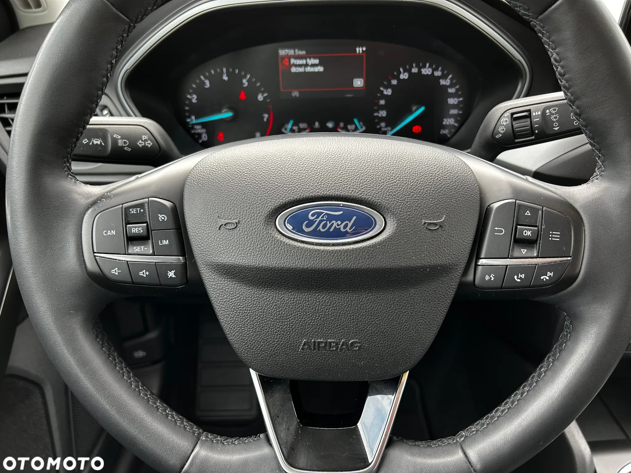 Ford Focus 1.0 EcoBoost Connected - 13