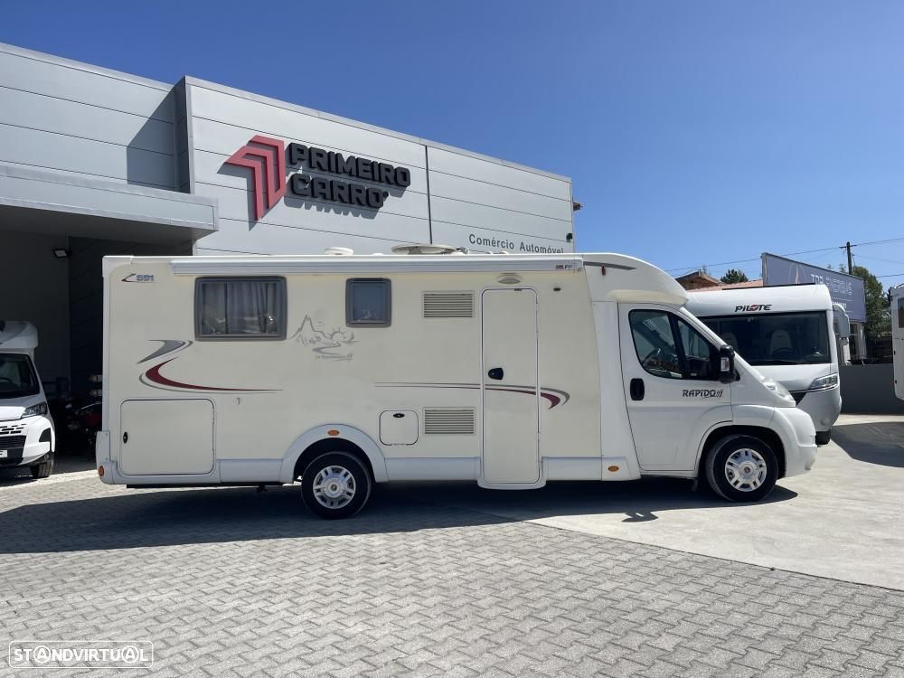 Rapido Serie 6F 691 cama central - 8