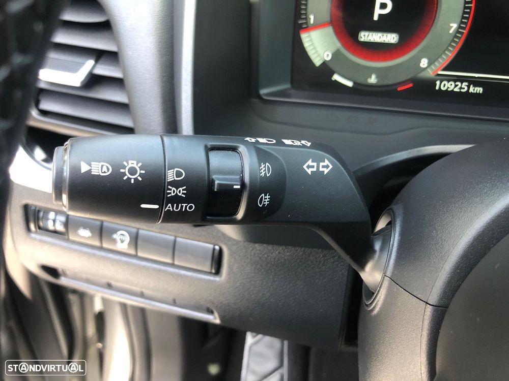 Nissan Qashqai 1.3 DIG-T N-Connecta LED Xtronic - 25