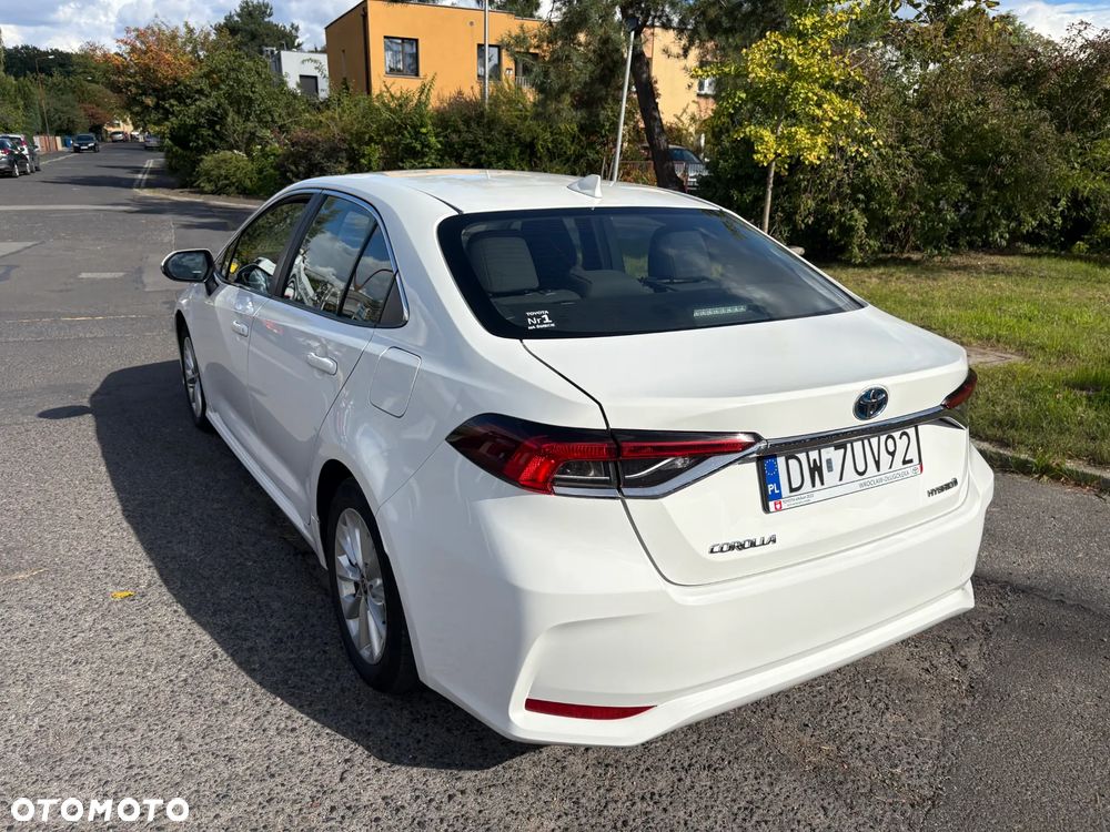Toyota Corolla 1.8 Hybrid Comfort - 13