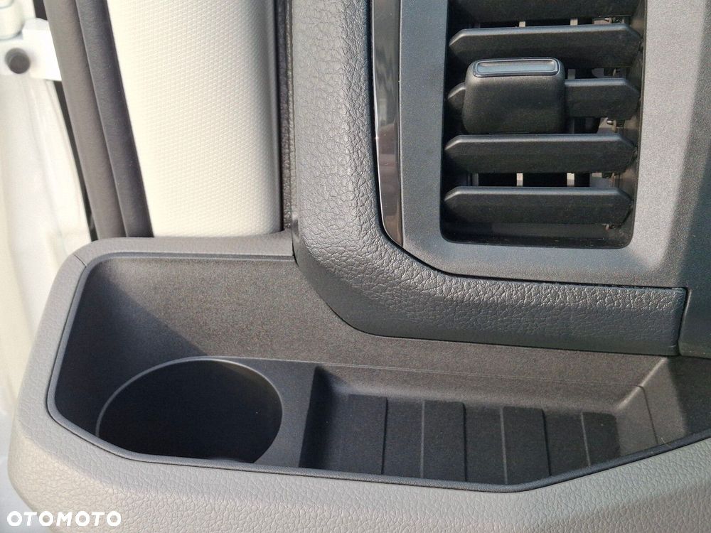 Volkswagen Crafter - 23