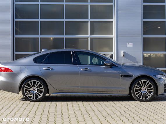 Jaguar XF 2.0 P300 AWD 300 Sport - 4