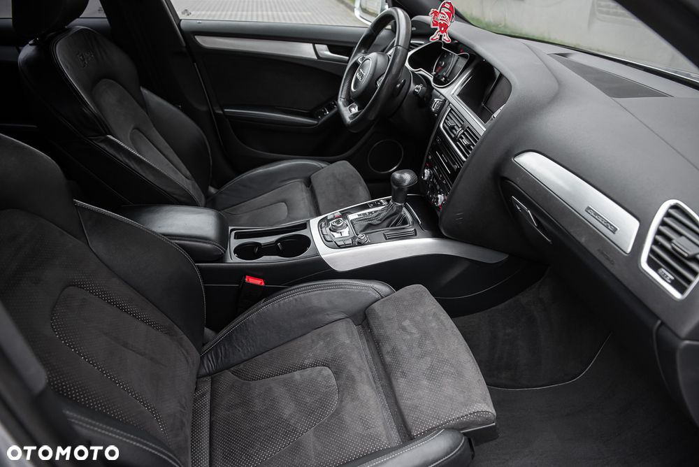 Audi A4 Avant 2.0 TDI DPF clean diesel quattro S tronic S line Sportpaket - 33