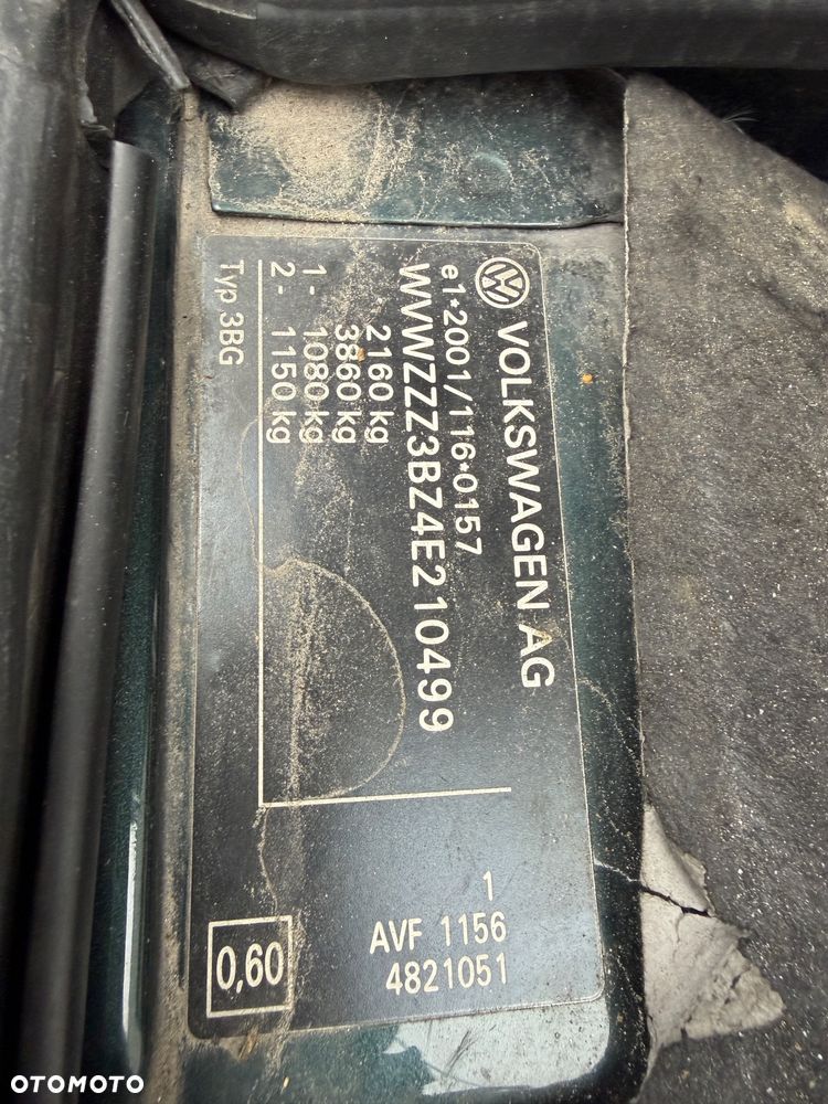 Volkswagen Passat 1.9 TDI 4Motion Highline - 23