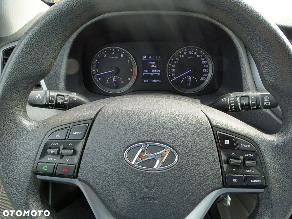 Hyundai Tucson - 8