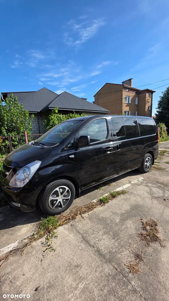 Hyundai H-1 - 1