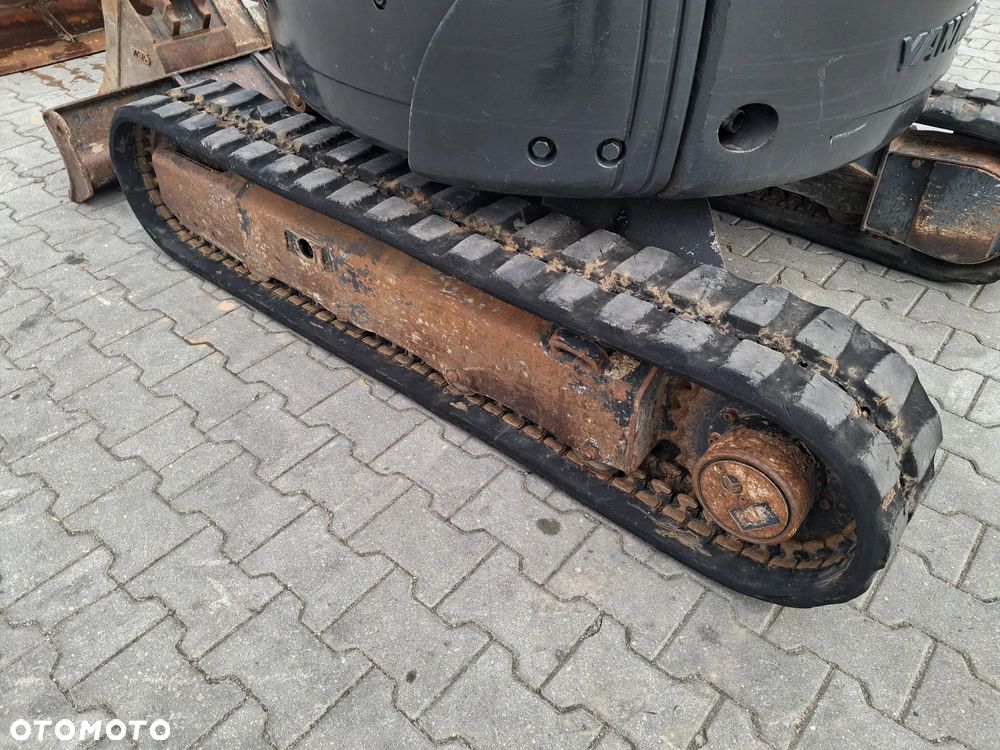 Yanmar ViO 20-4 - 12