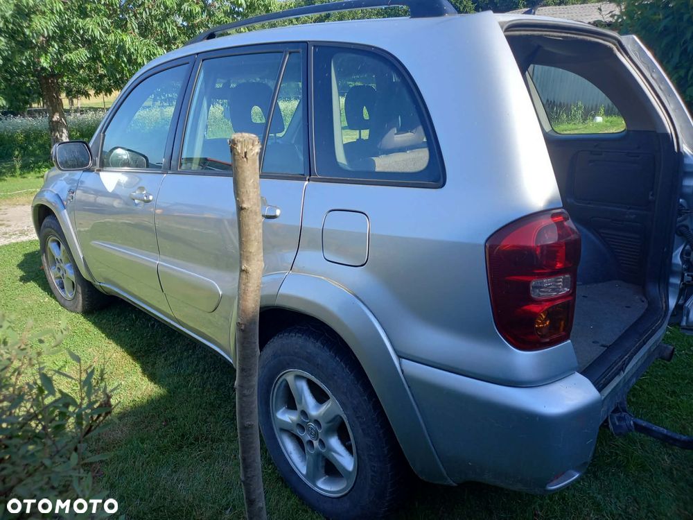 Toyota RAV4 2.0 D-4D 4x4 - 1