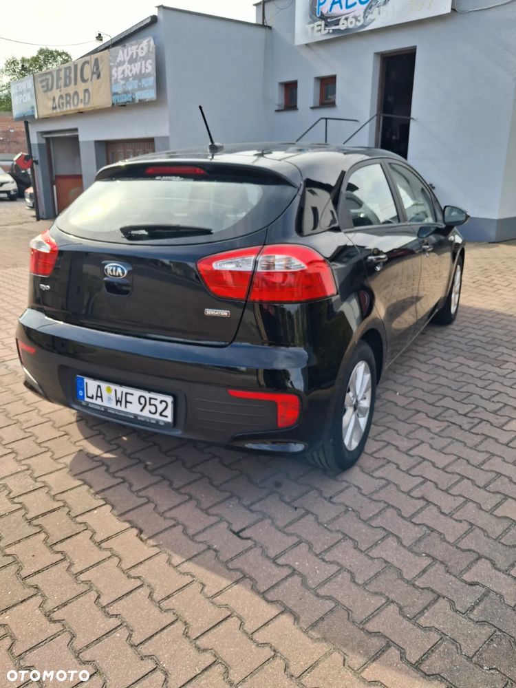 Kia Rio - 3
