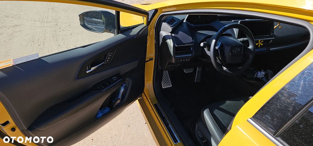 Toyota Prius 2.0 Hybrid Executive - 8