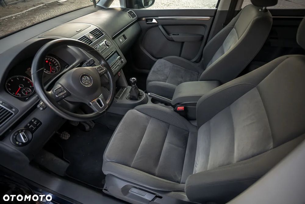 Volkswagen Touran 1.4 TSI Highline - 17