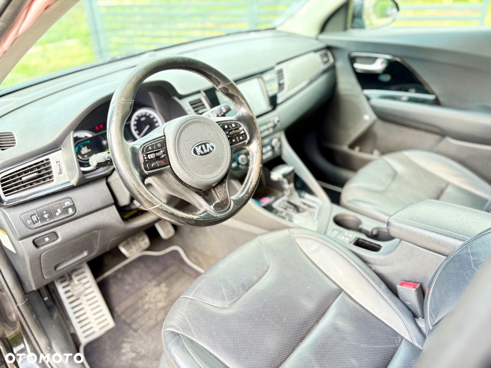 Kia Niro - 28
