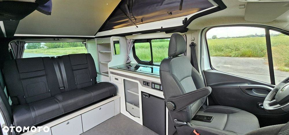 Renault Trafic - 13
