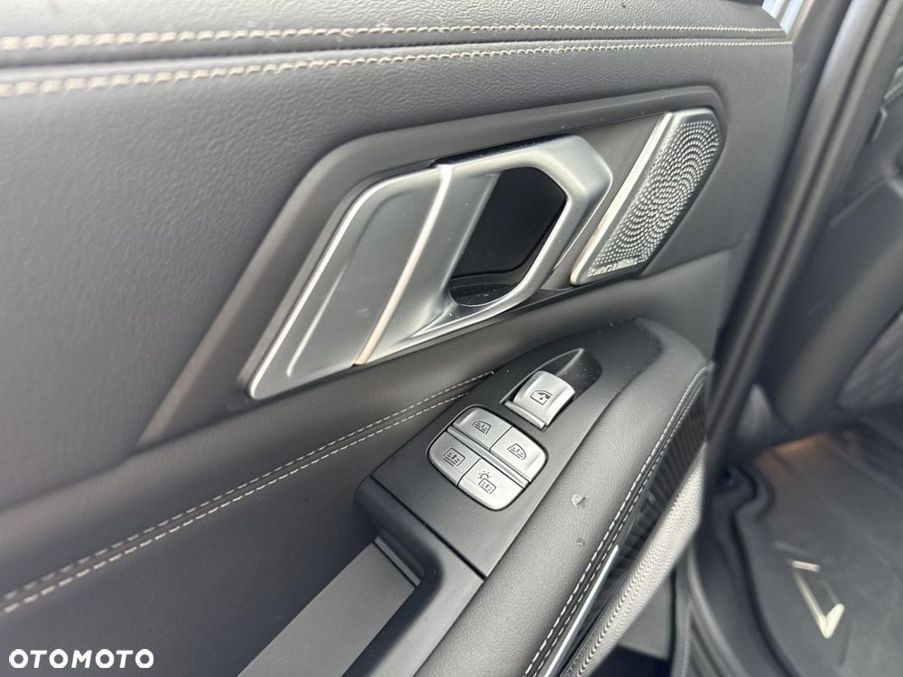 BMW X7 - 28