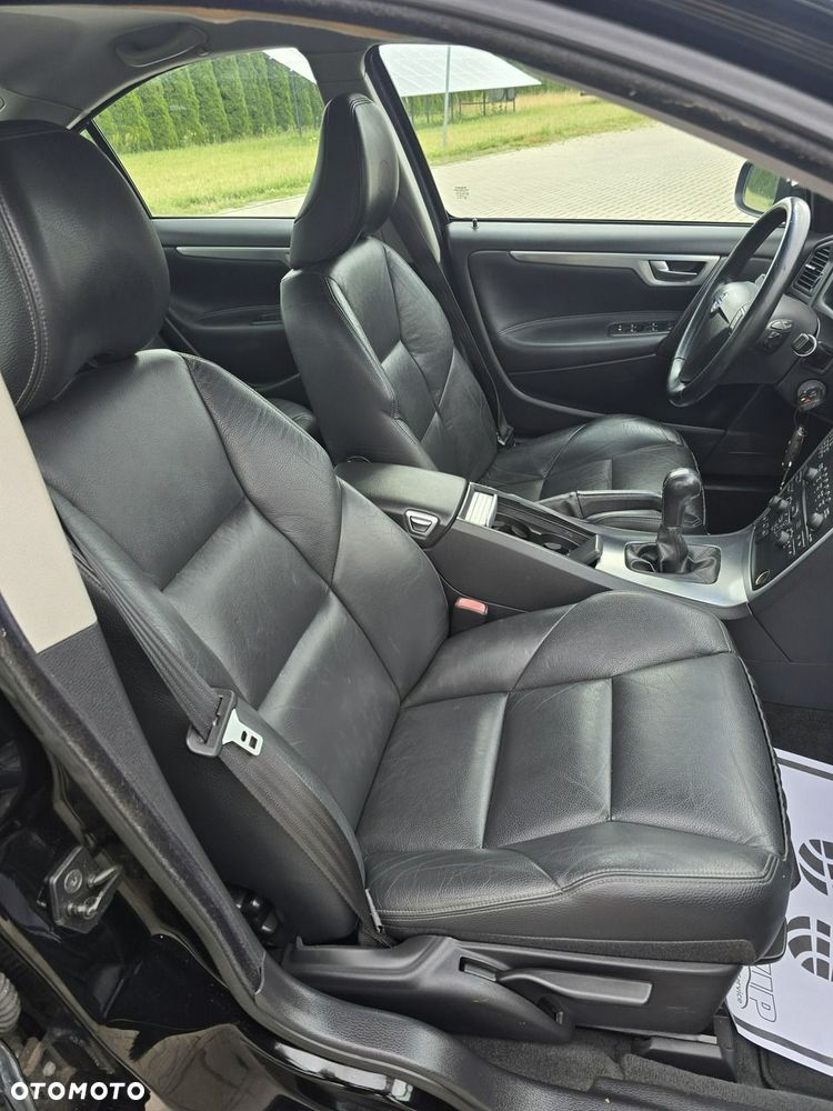 Volvo S60 - 25