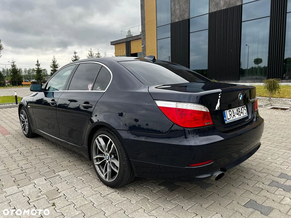 BMW Seria 5 520d Edition Exclusive - 4