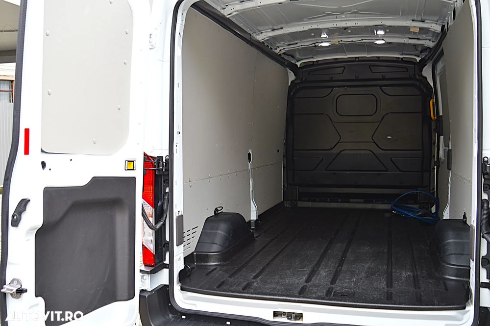 Ford E-TRANSIT L3H2 3500KG - 26