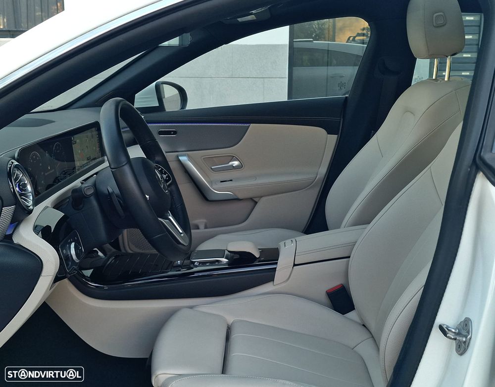Mercedes-Benz CLA 180 7G-DCT Progressive Line Advanced - 11