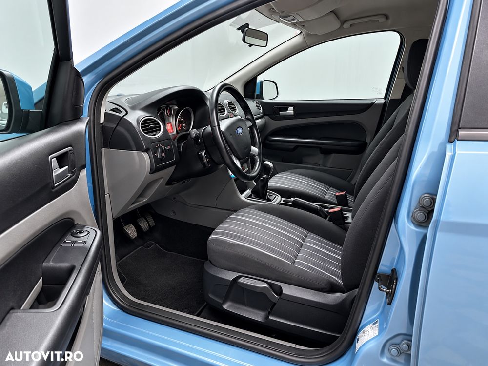 Ford Focus - 9