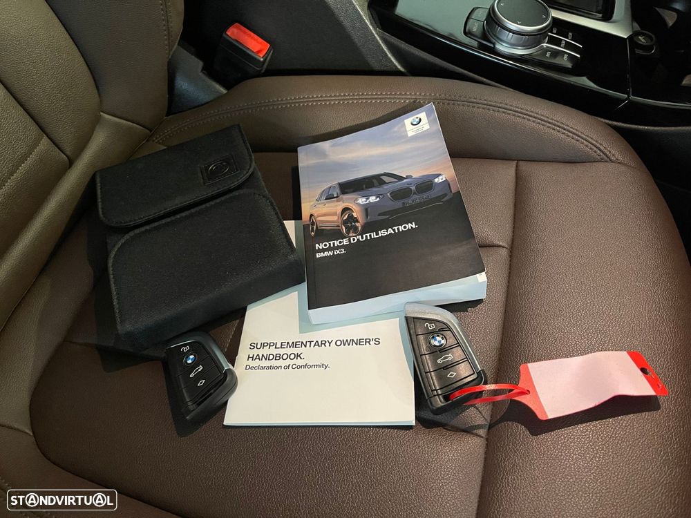 BMW iX3 Inspiring - 43