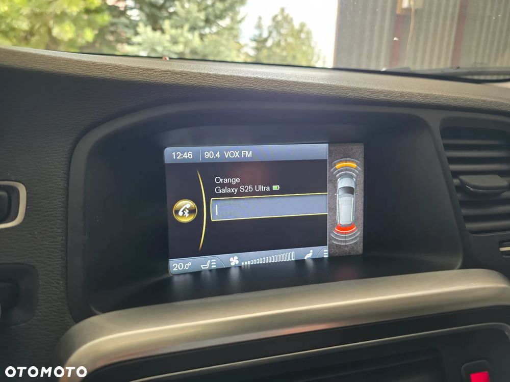 Volvo V60 D4 Geartronic Momentum - 33