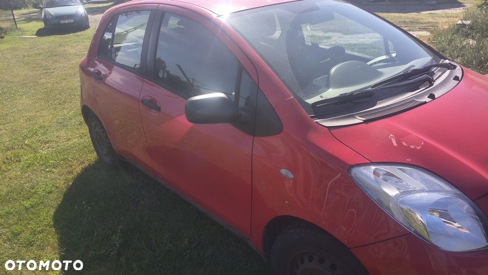 Toyota Yaris - 5