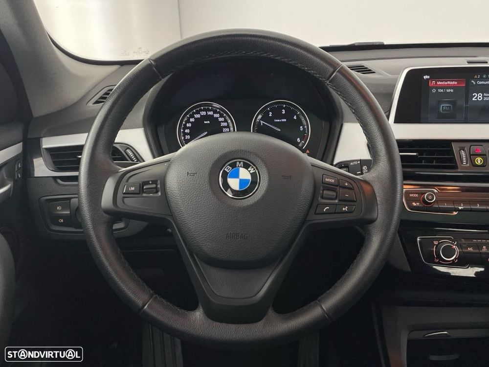 BMW X1 16 d sDrive Advantage - 14