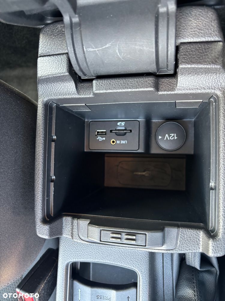 Ford Focus Turnier 1.5 EcoBlue Start-Stopp-System ACTIVE STYLE - 33