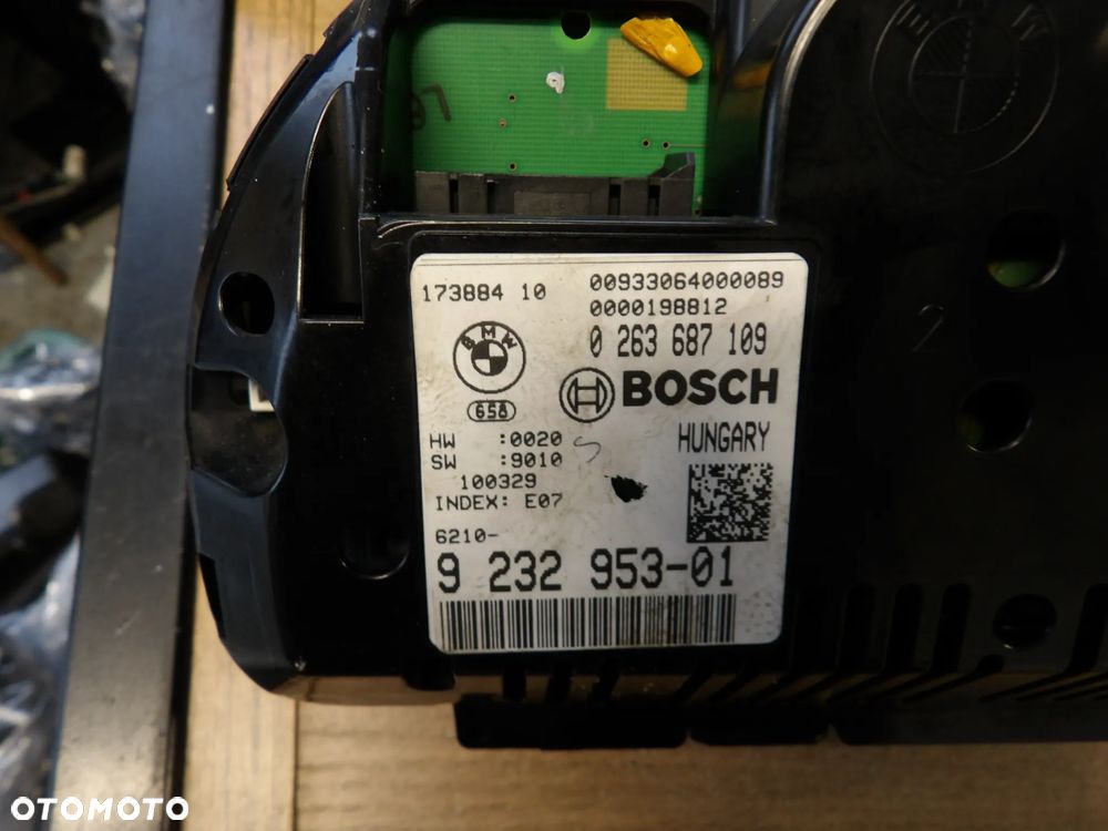 BMW - F01 - LICZNIK , ZEGAR , PRĘDKOŚCIOMIERZ - 3.0D - LED - 6WA - 9232953 - 2