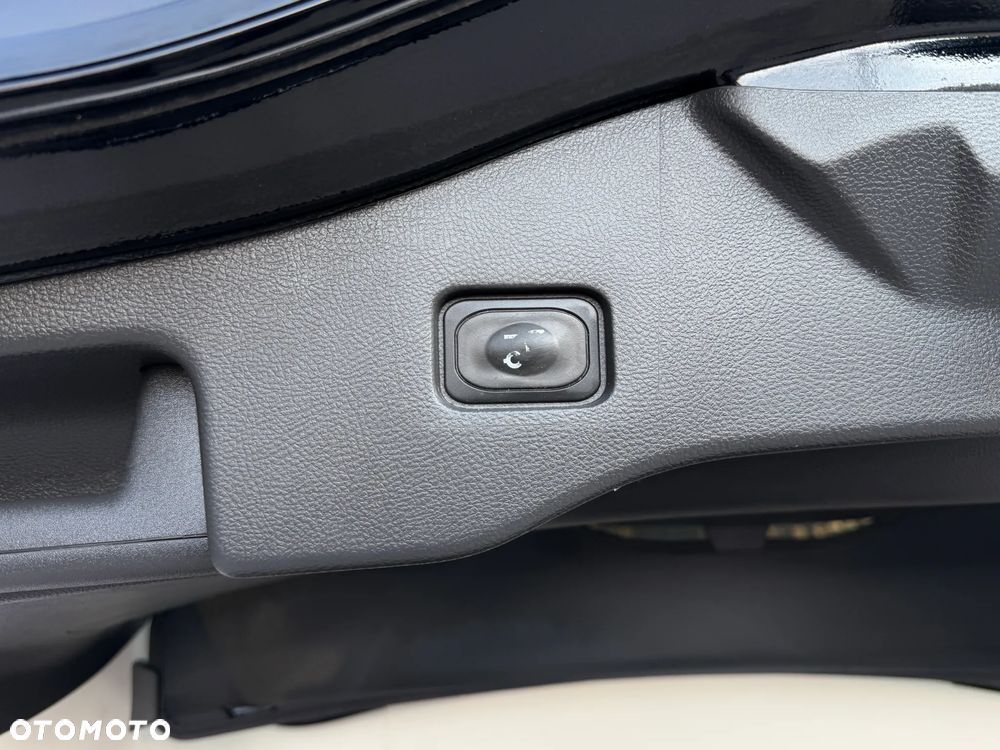 Ford Mondeo SW 2.0 EcoBlue Titanium - 36