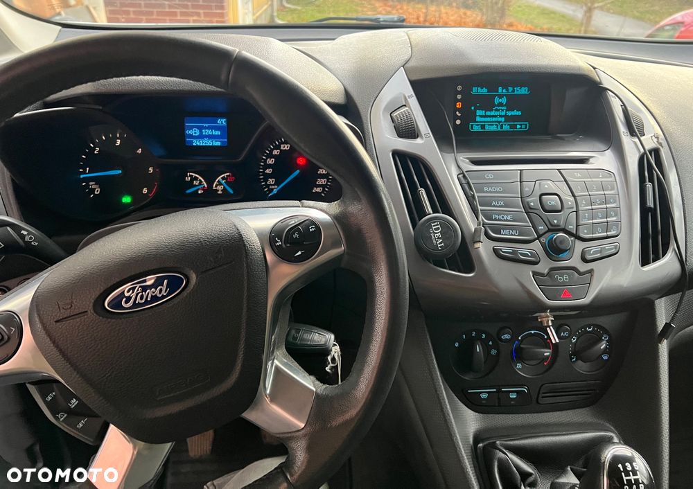 Ford Connect - 5