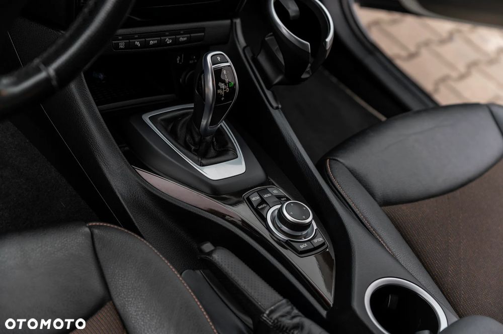 BMW X1 xDrive20d xLine - 34