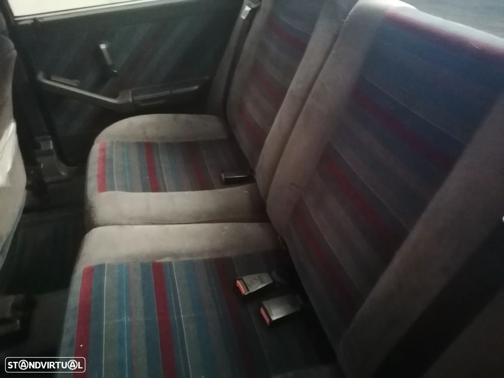 Lancia Delta 1.3 LX - 3