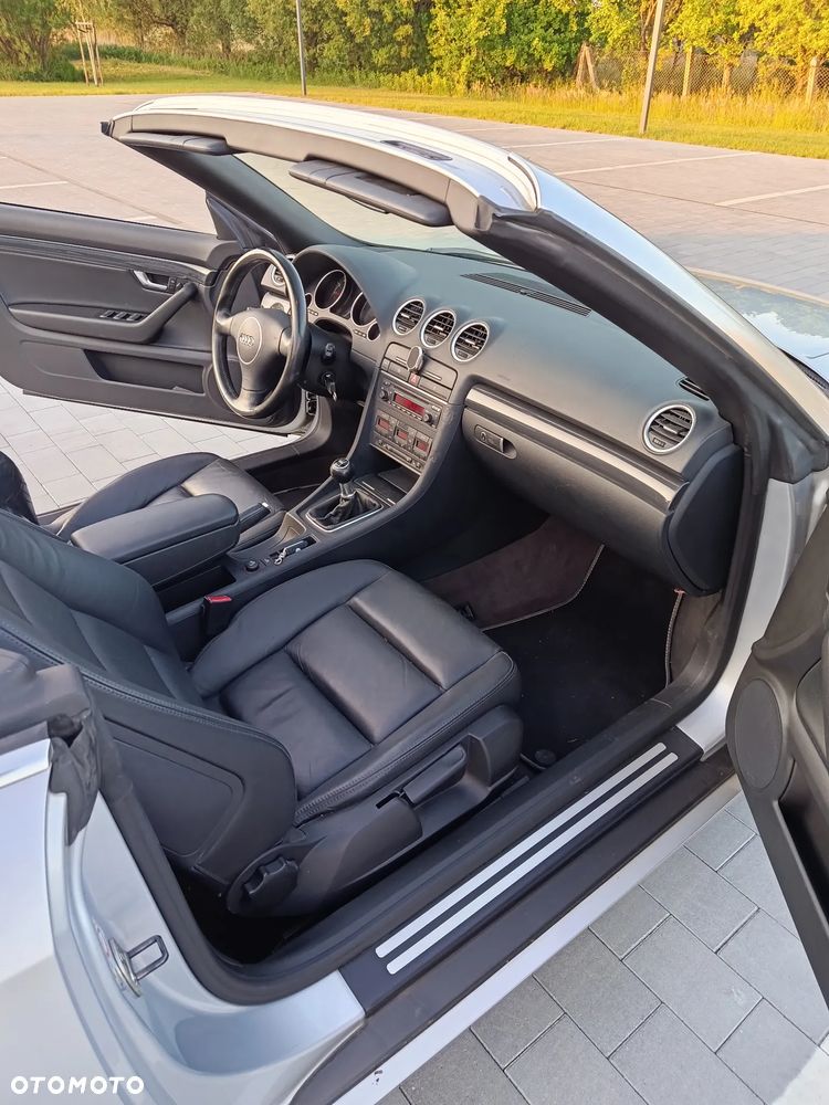 Audi A4 Cabrio 1.8 T - 35
