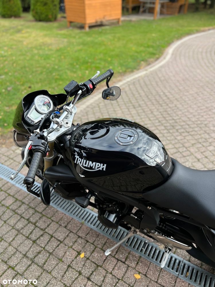 Triumph Street Triple - 14