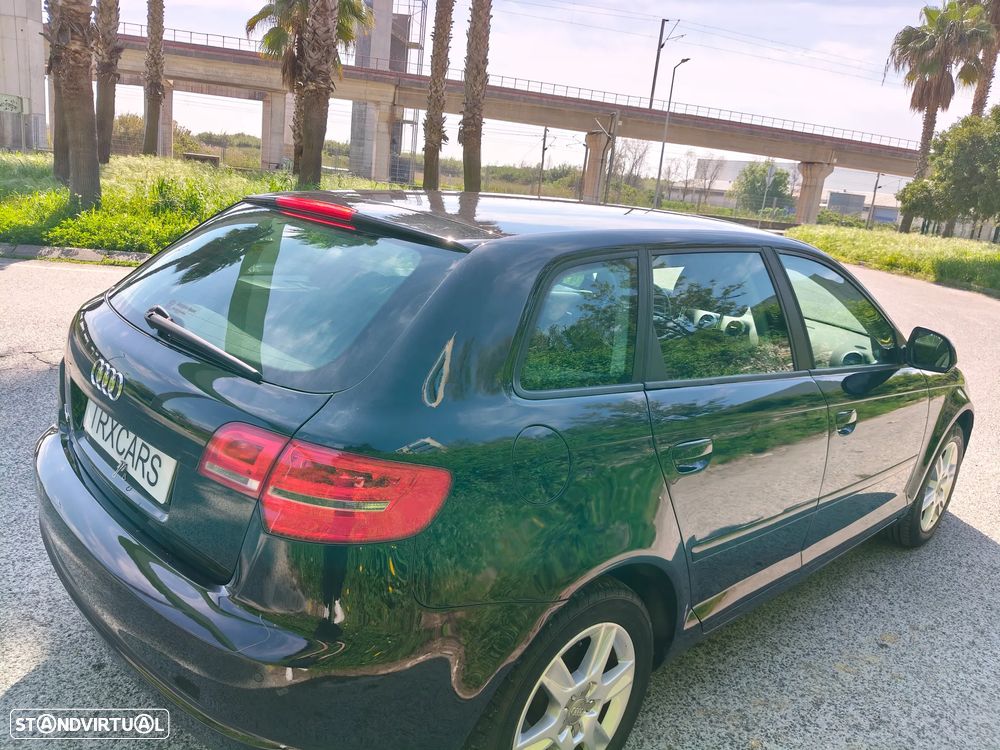 Audi A3 1.6 TDI Attraction - 9