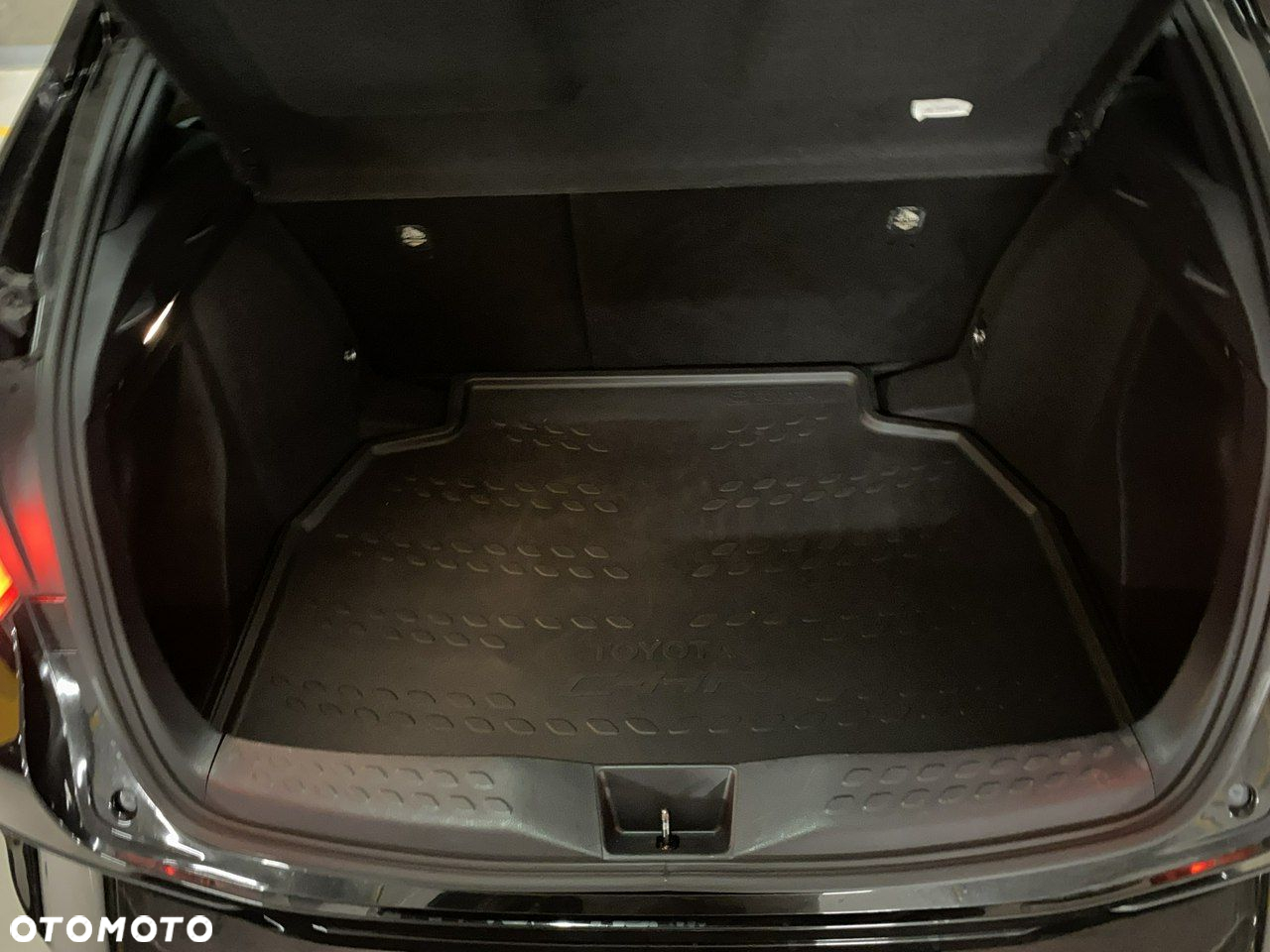 Toyota C-HR - 14