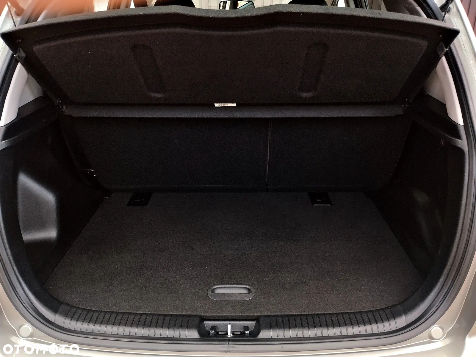 Kia Venga - 17