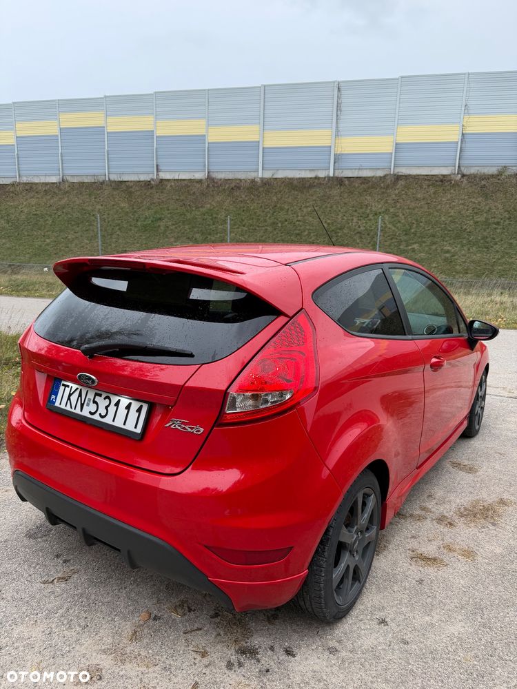 Ford Fiesta - 8