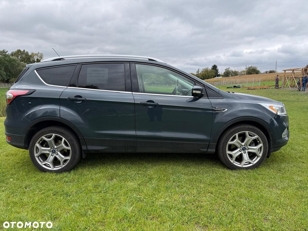 Ford Kuga - 9