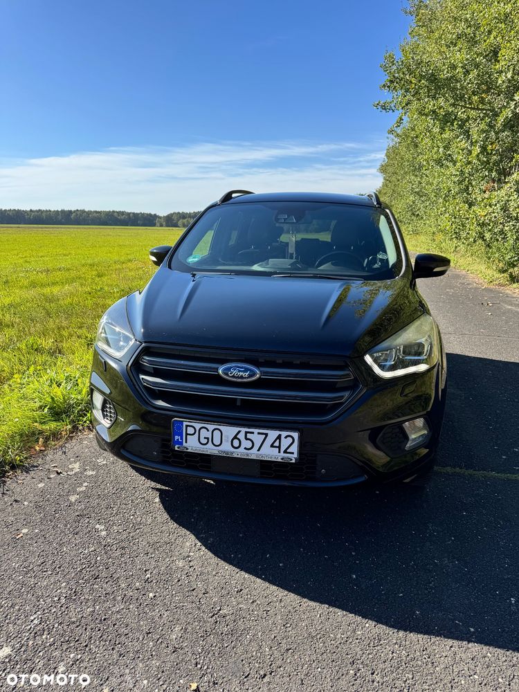 Ford Kuga - 10