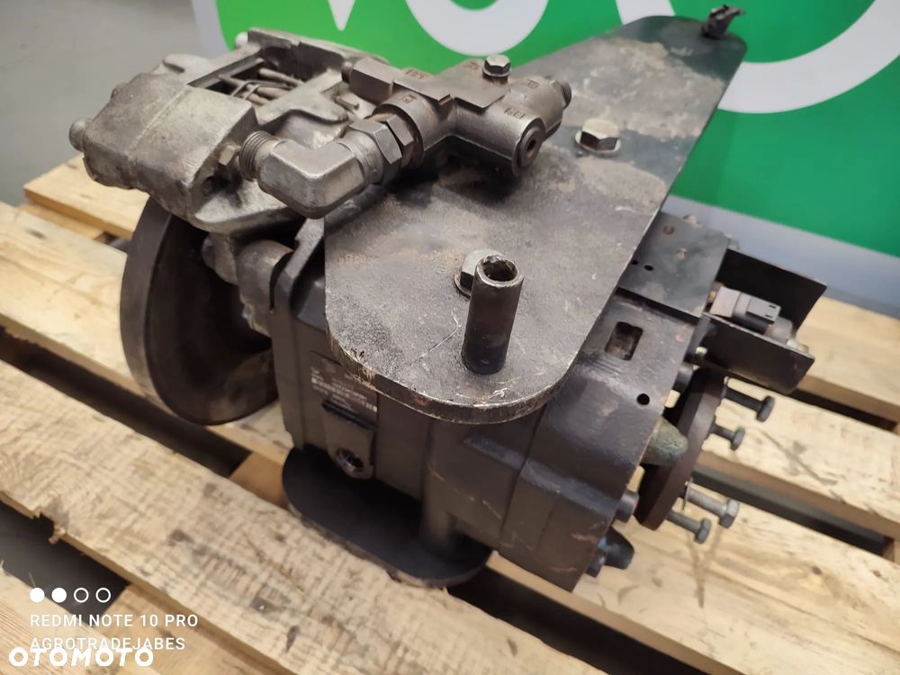 Silnik jazdy 332/F2191 HMV105-02-2712 JCB 520-40 - 6