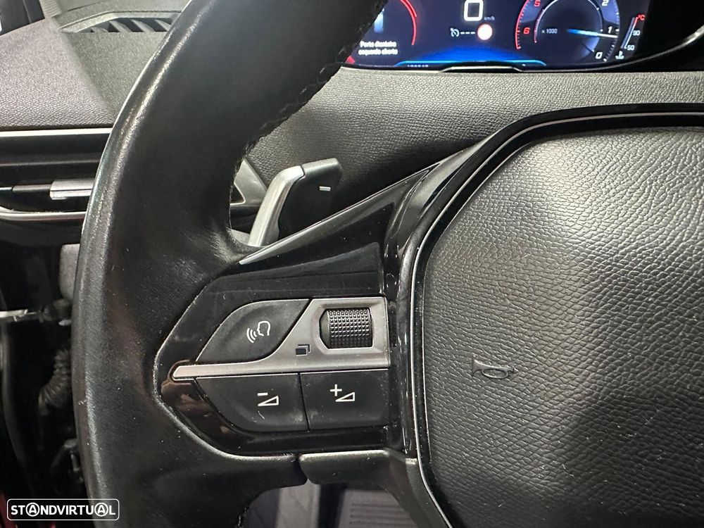 Peugeot 5008 1.5 BlueHDi Allure EAT8 - 39