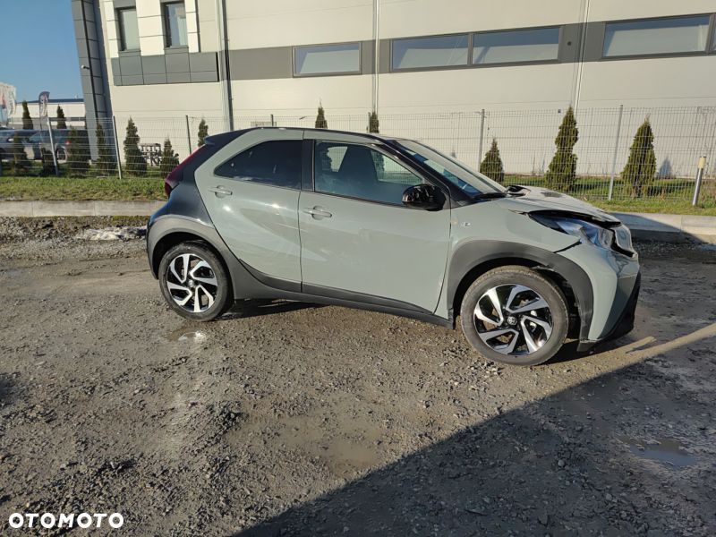 Toyota Aygo X 1.0 VVT-i Color Edition X-shift - 7