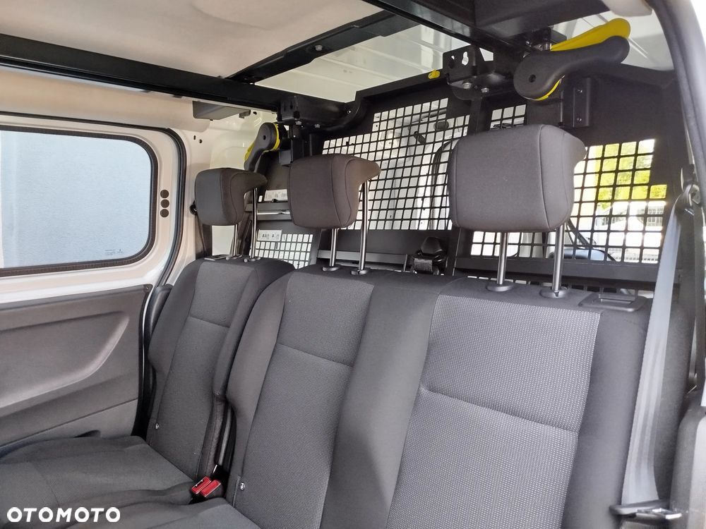 Toyota Proace City - 17