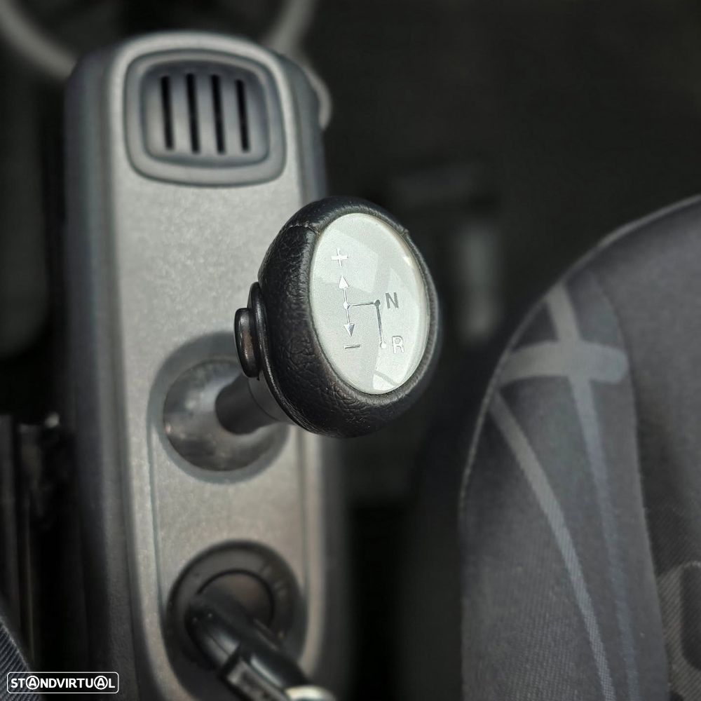 Smart ForTwo Coupé 1.0 mhd Pure 61 - 3