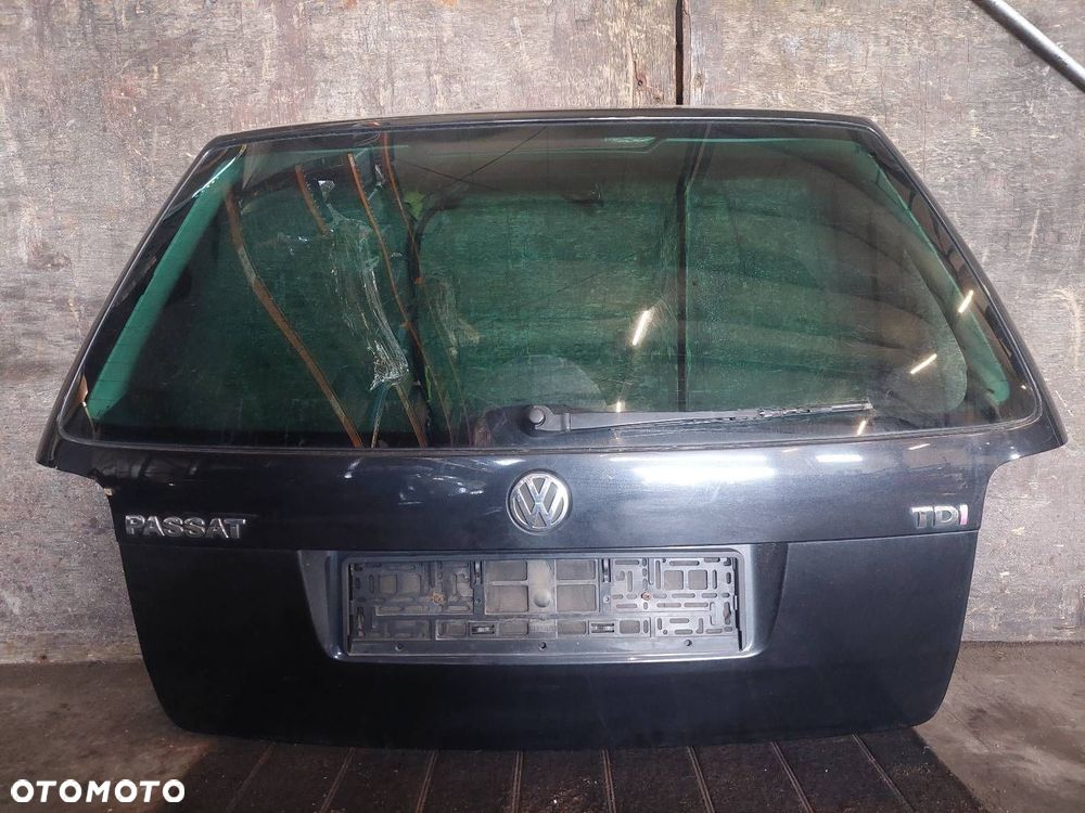 KOMPLETNY TYŁ KLAPA BAGAŻNIKA ZDERZAK TYŁ LAMPY PASSAT B5 LIFT KOMBI LC9Z - 11